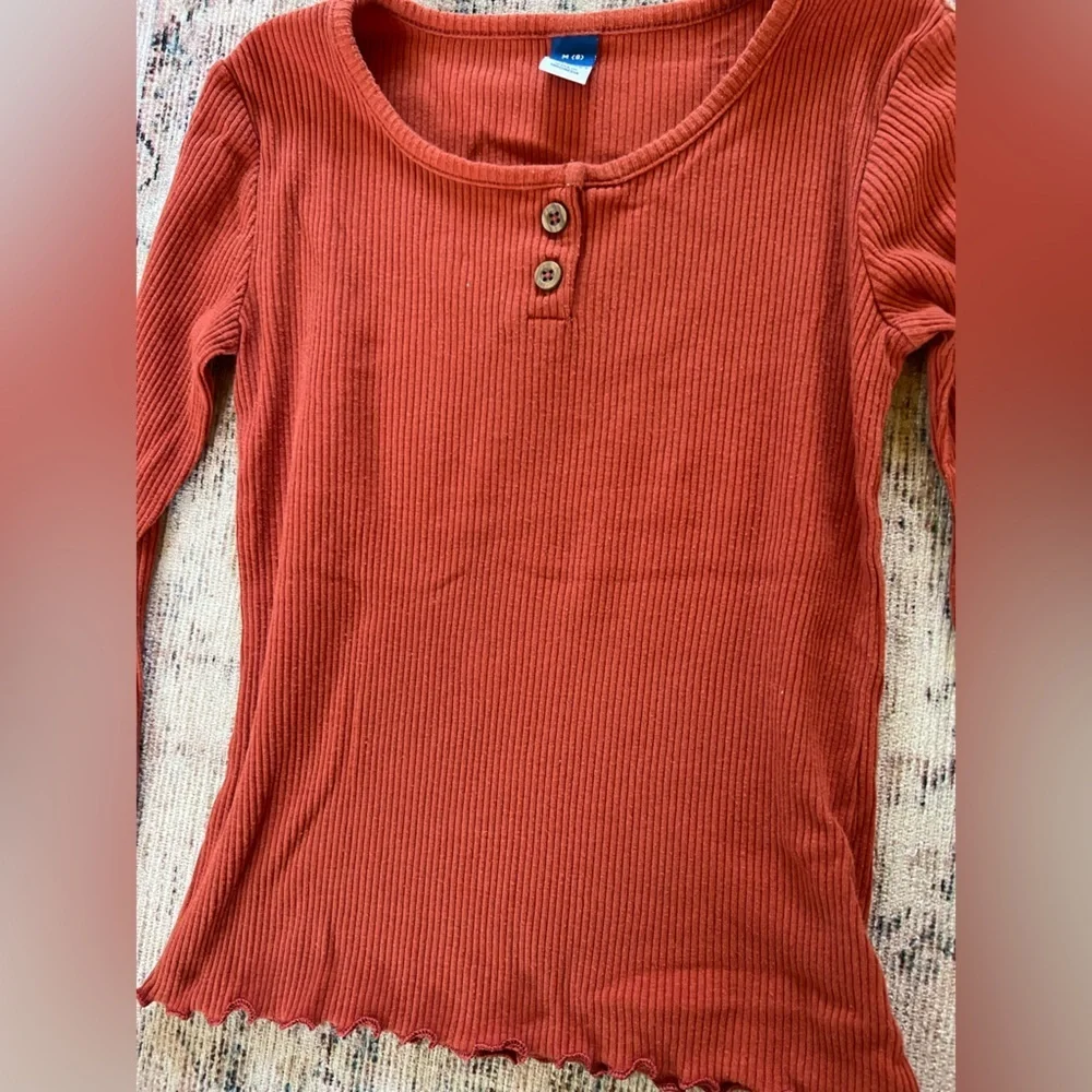 Old Navy Rust Long Sleeve Tee girls medium